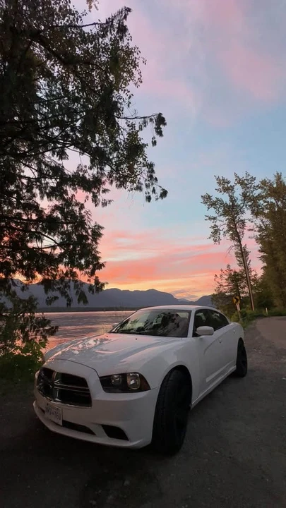 2013 Dodge Charger 7th Gen - Image 4 of 4