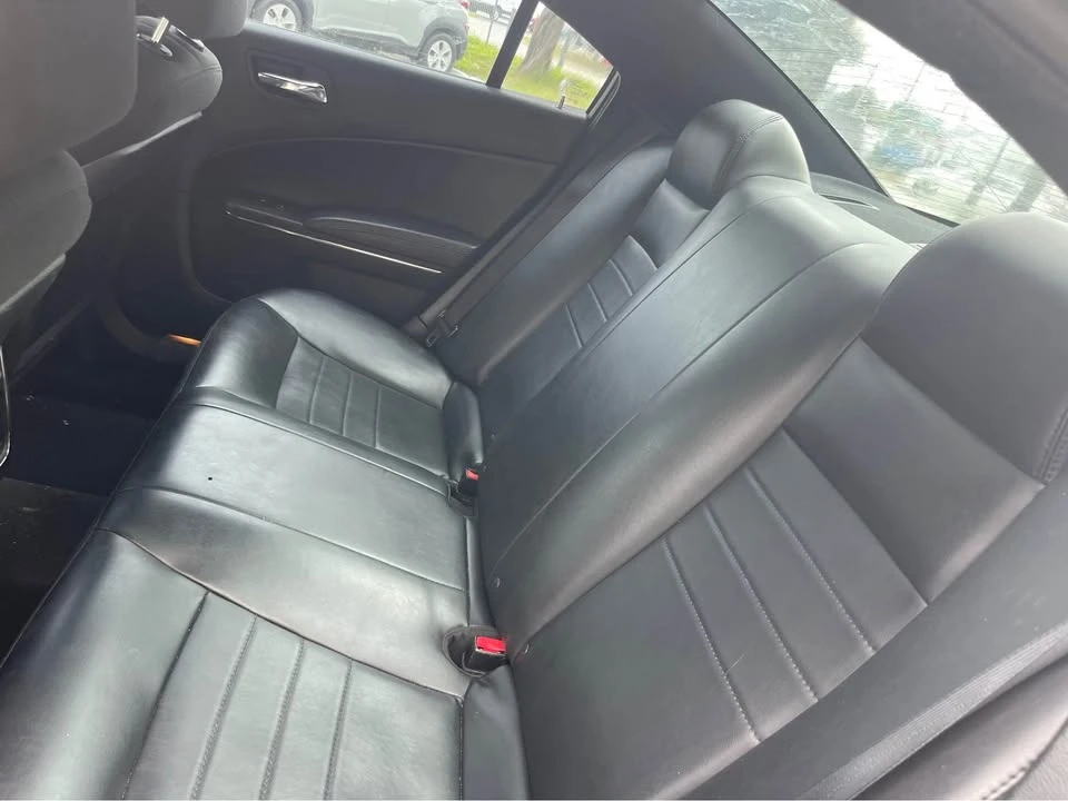 2013 Dodge Charger 7th Gen - Image 12 of 17