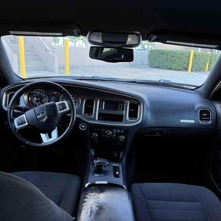 2013 Dodge Charger 7th Gen - Image 11 of 13