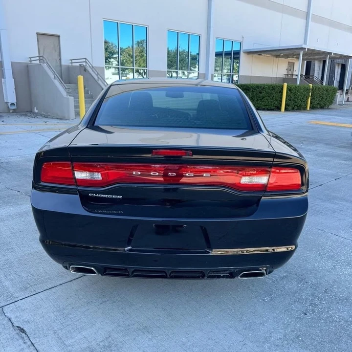 2013 Dodge Charger 7th Gen - Image 5 of 13