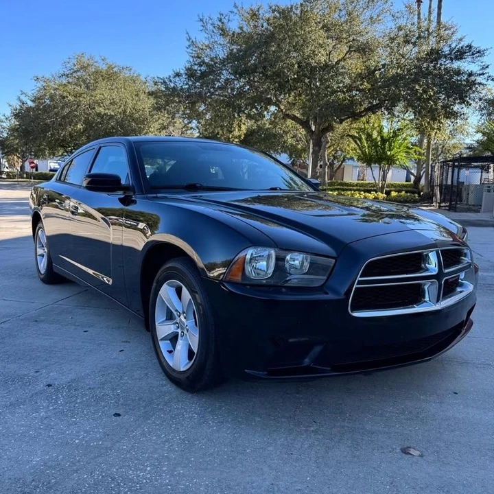 2013 Dodge Charger 7th Gen - Image 3 of 13