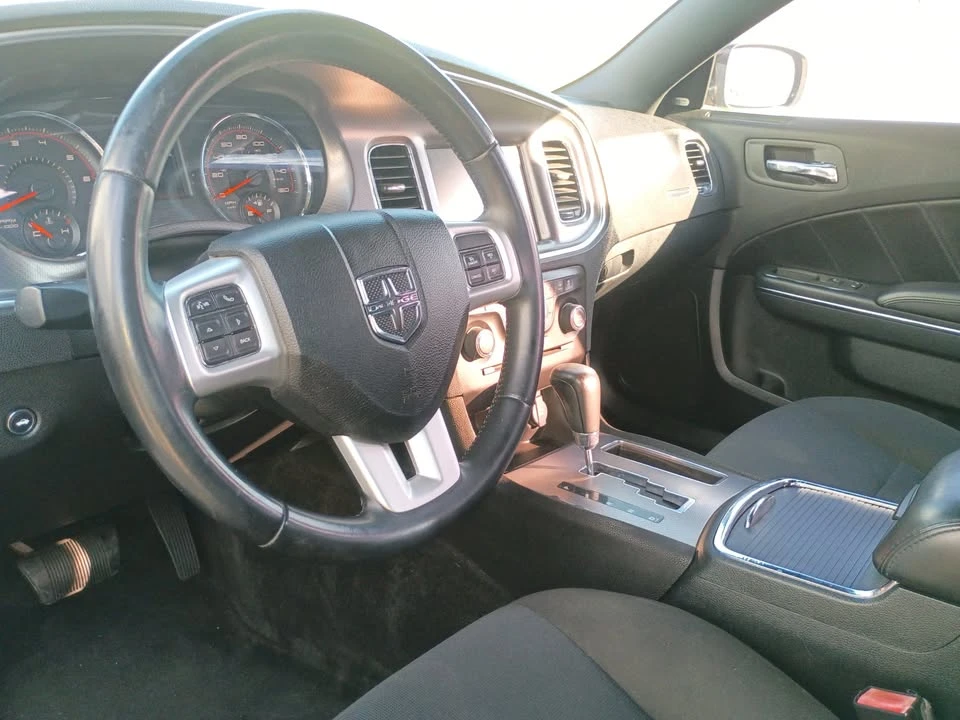 2013 Dodge Charger 7th Gen - Image 5 of 15