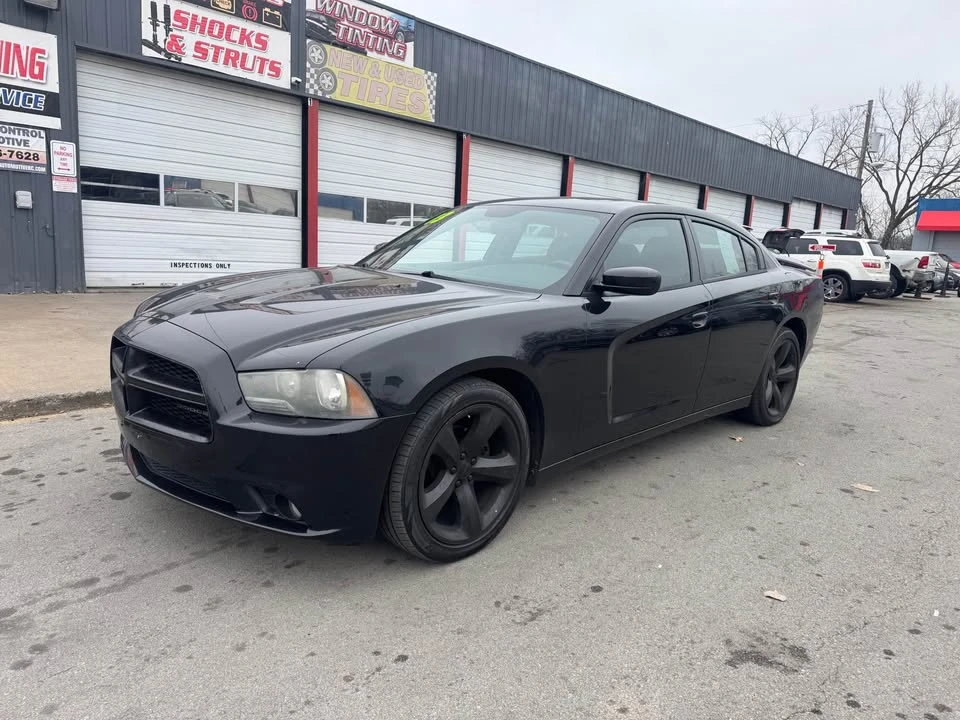 2013 Dodge Charger 7th Gen - Image 6 of 8