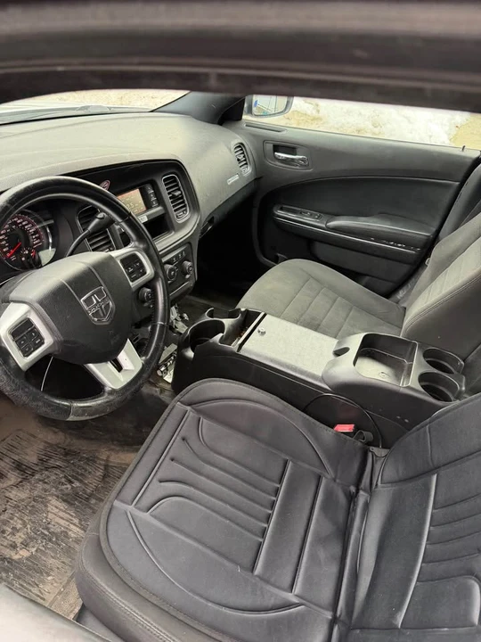 2013 Dodge Charger 7th Gen - Image 3 of 4