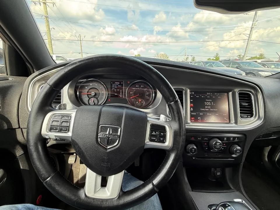 2013 Dodge Charger - Image 15 of 17