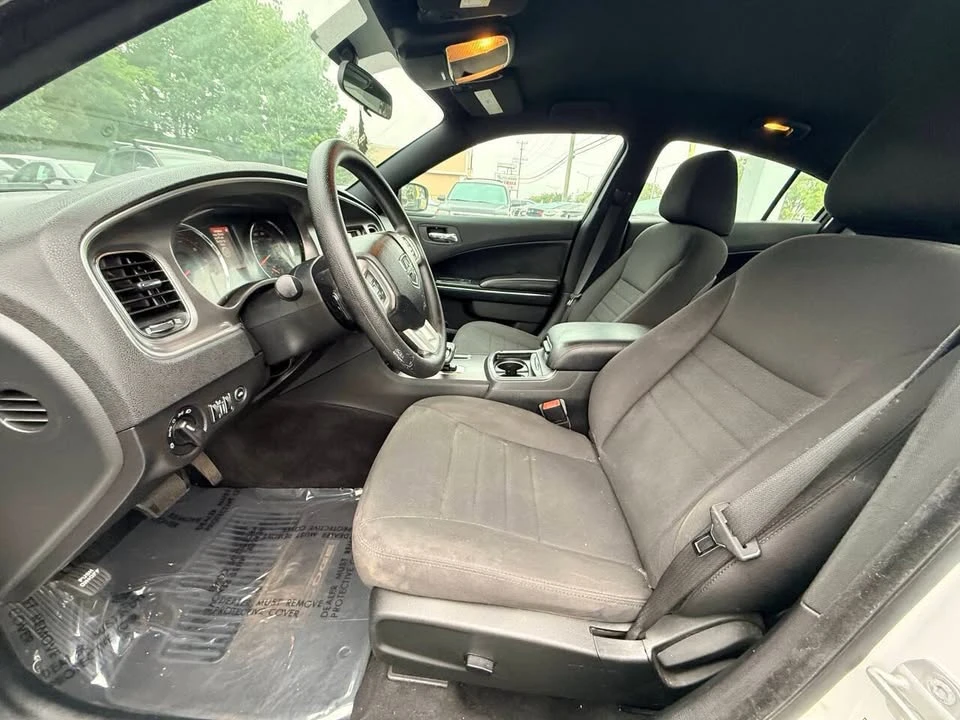 2013 Dodge Charger 7th Gen - Image 14 of 17