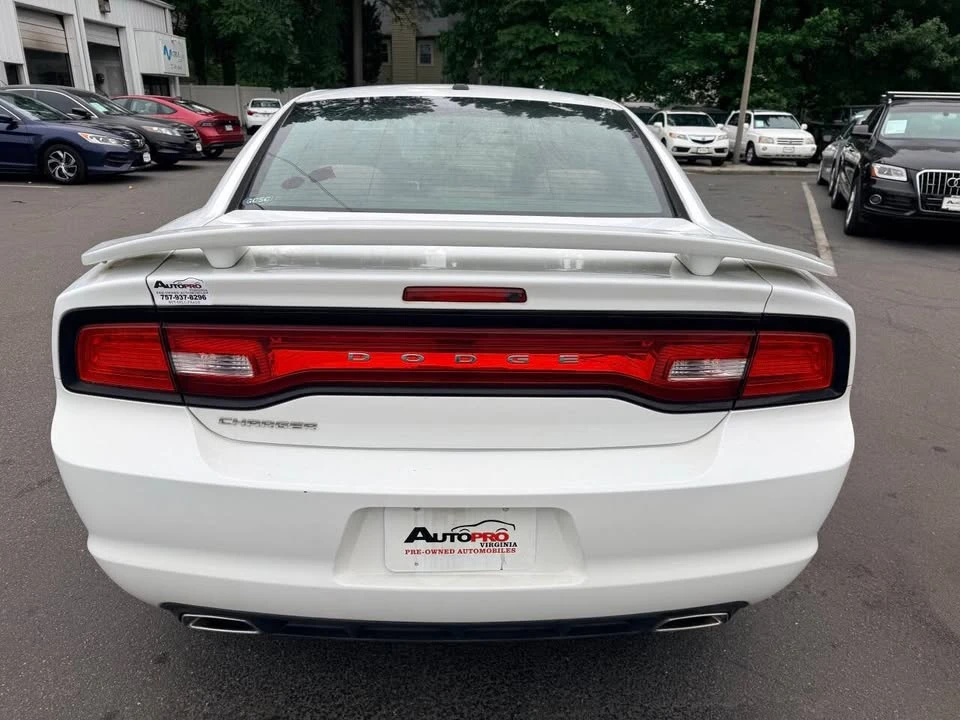 2013 Dodge Charger 7th Gen - Image 4 of 17
