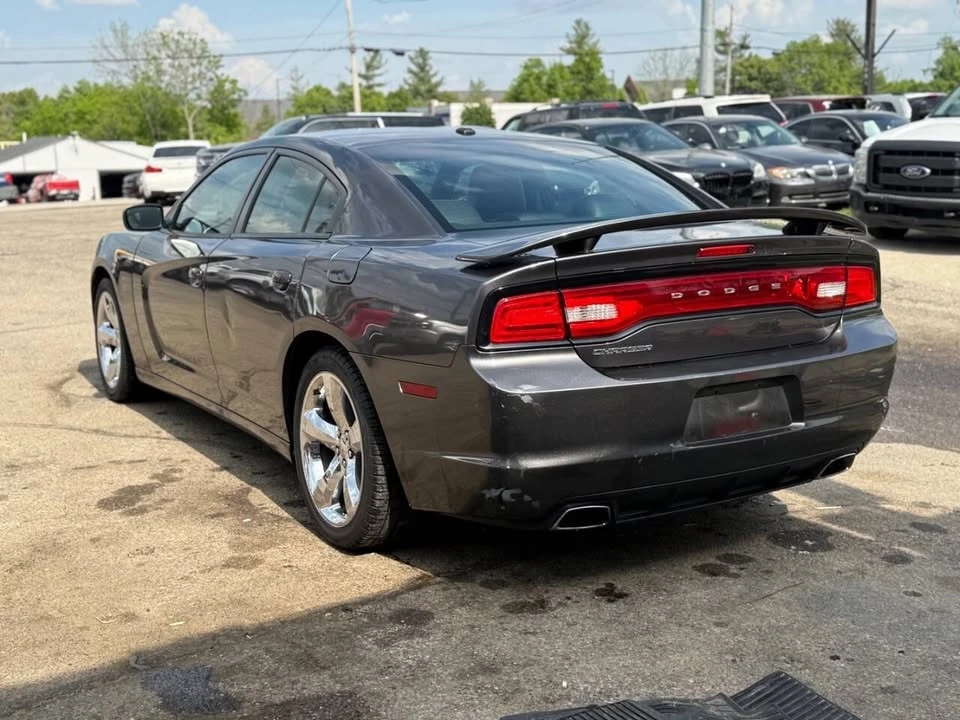 2013 Dodge Charger - Image 5 of 17