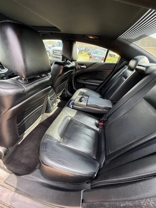 2013 Dodge Charger - Image 9 of 17