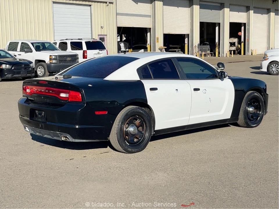 2013 Dodge Charger 7th Gen - Image 4 of 12