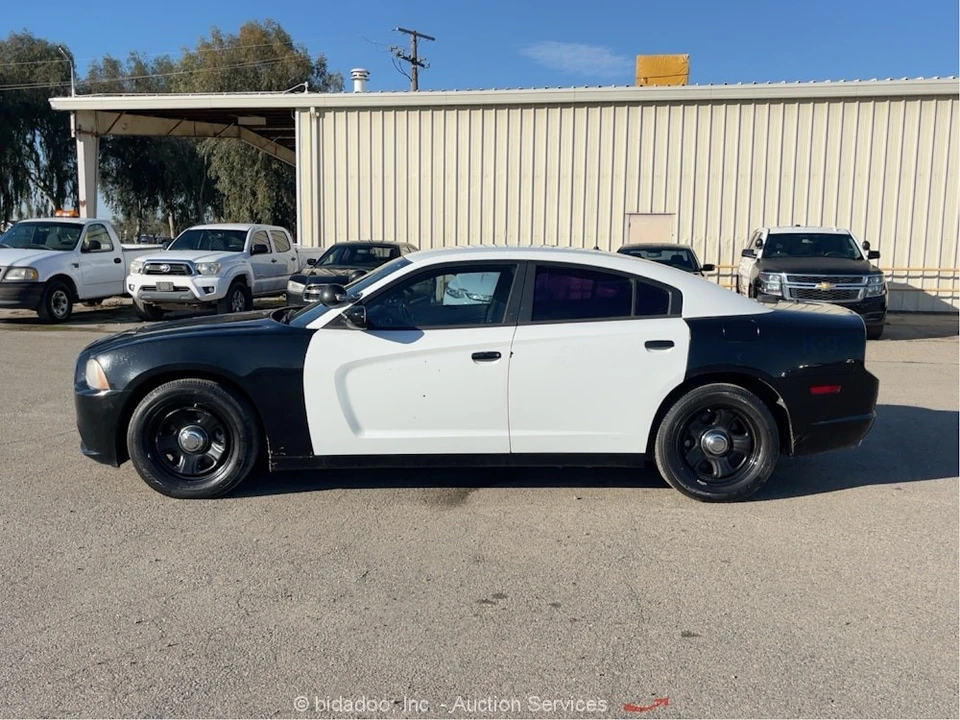 2013 Dodge Charger 7th Gen - Image 5 of 12