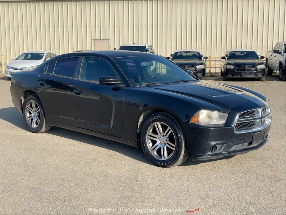 2013 Dodge Charger 7th Gen - Image 2 of 12