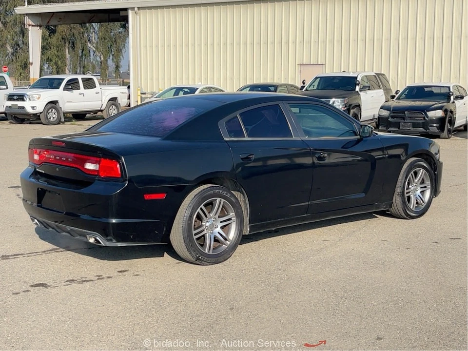 2013 Dodge Charger 7th Gen - Image 4 of 12
