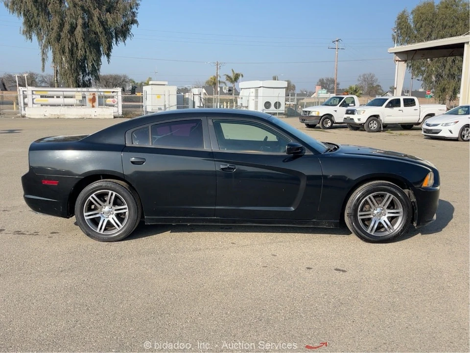 2013 Dodge Charger 7th Gen - Image 6 of 12