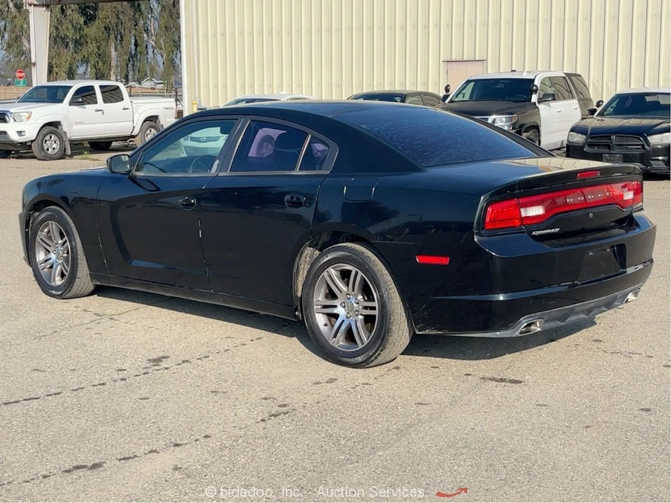 2013 Dodge Charger 7th Gen - Image 3 of 12
