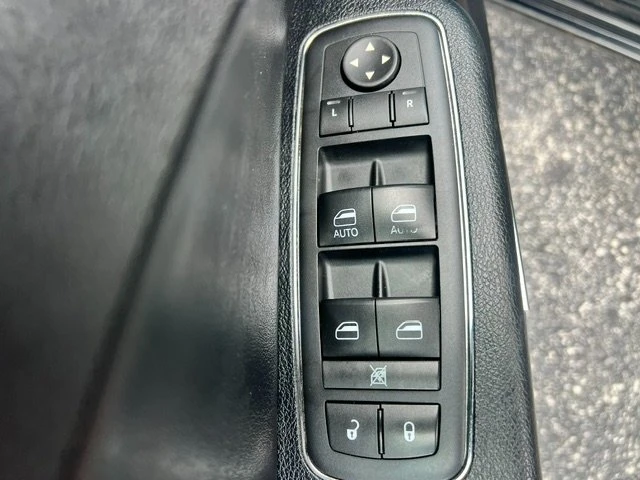 2013 Dodge Charger 7th Gen - Image 11 of 17