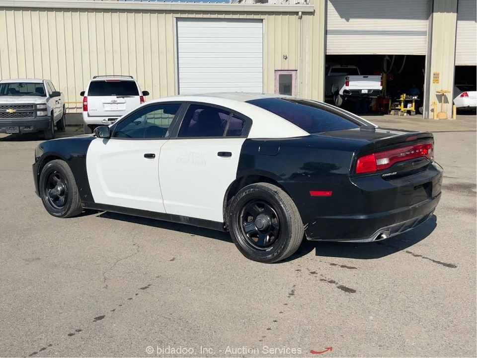 2013 Dodge Charger 7th Gen - Image 3 of 12