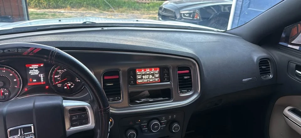 2013 Dodge Charger 7th Gen - Image 6 of 7