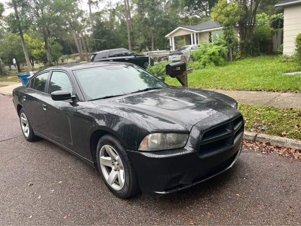 2013 Dodge Charger 7th Gen - Image 3 of 4