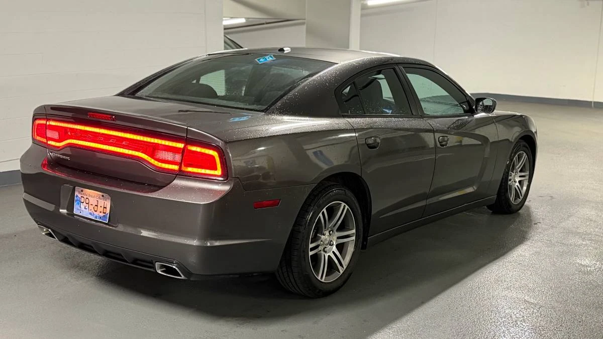 2013 Dodge Charger 7th Gen - Image 4 of 13