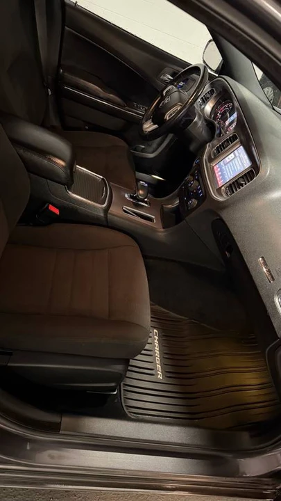 2013 Dodge Charger 7th Gen - Image 13 of 13