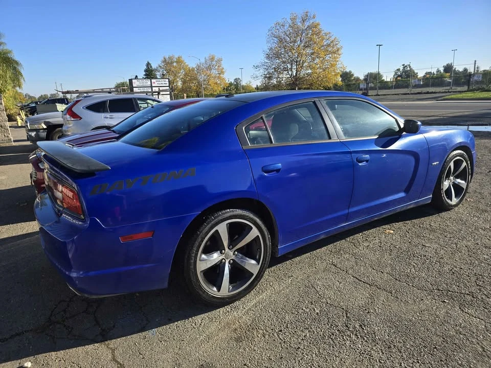 2013 Dodge Charger 7th Gen - Image 3 of 6