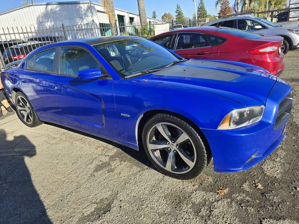 2013 Dodge Charger 7th Gen - Image 2 of 6