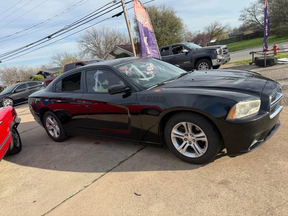 2013 Dodge Charger 7th Gen - Image 2 of 7