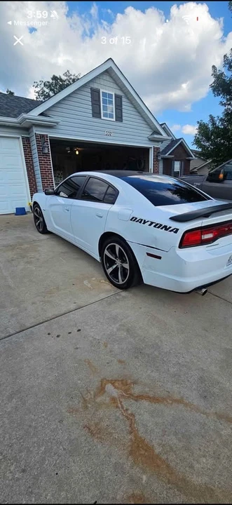 2013 Dodge Charger 7th Gen - Image 4 of 4