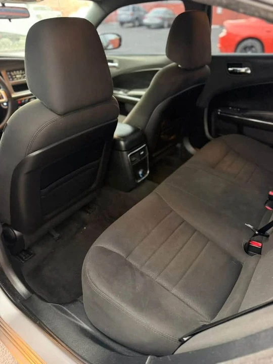 2013 Dodge Charger 7th Gen - Image 6 of 10