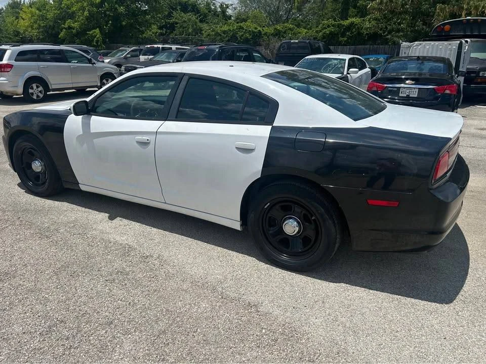 2013 Dodge Charger 7th Gen - Image 3 of 8