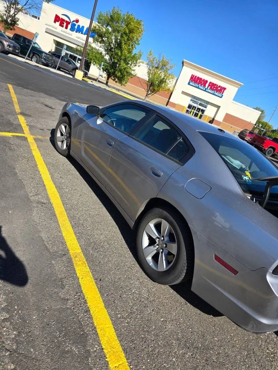 2013 Dodge Charger 7th Gen - Image 4 of 6