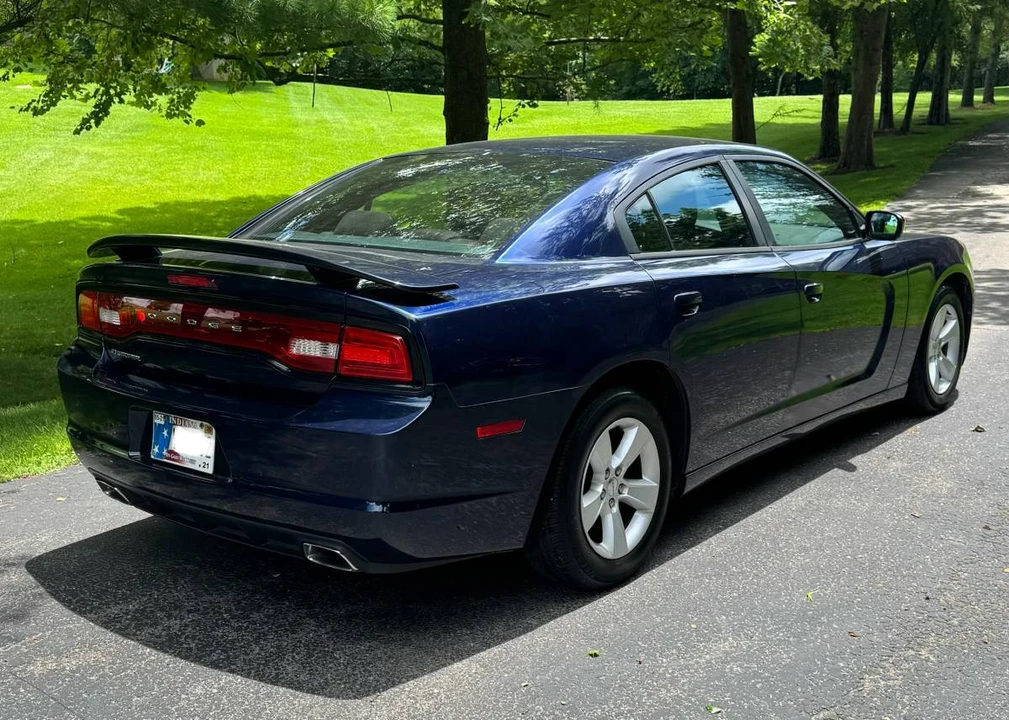 2013 Dodge Charger 7th Gen - Image 5 of 16