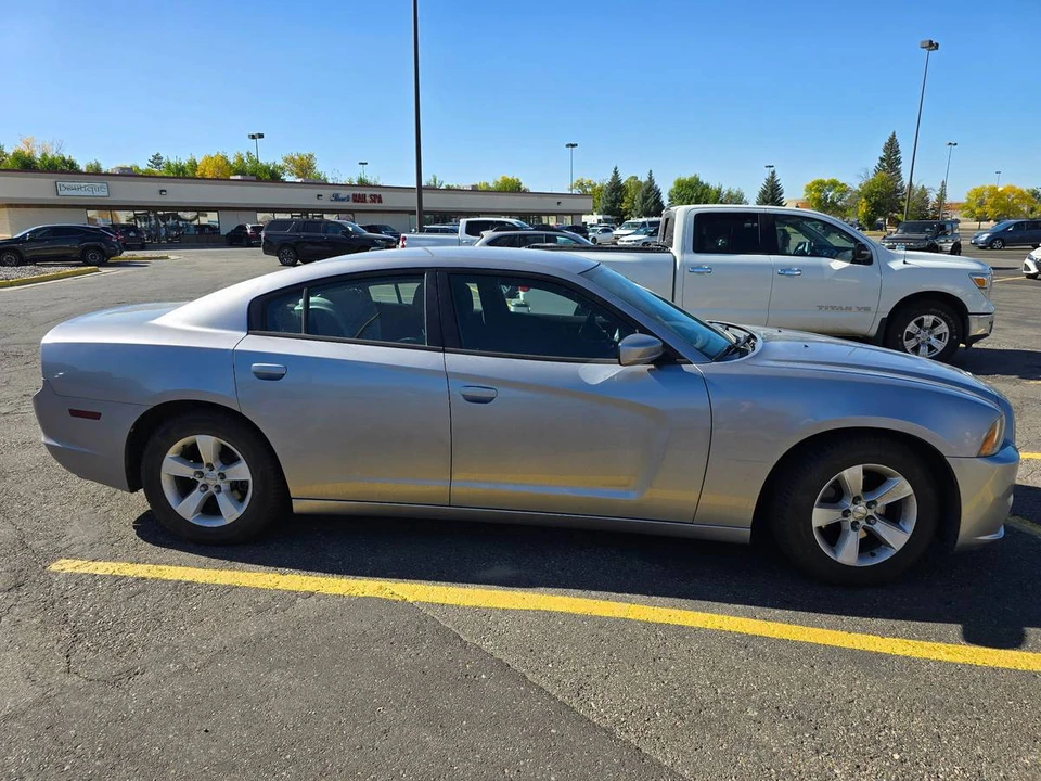 2013 Dodge Charger 7th Gen - Image 6 of 6