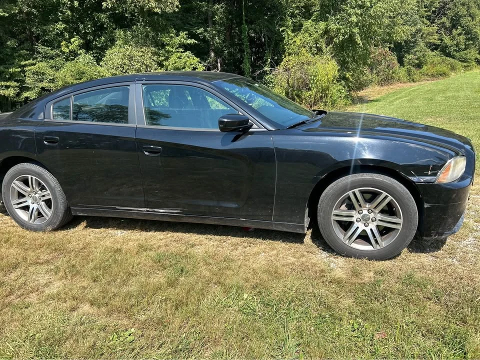 2013 Dodge Charger 7th Gen - Image 2 of 5