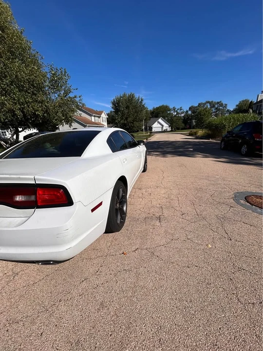 2013 Dodge Charger 7th Gen - Image 6 of 8
