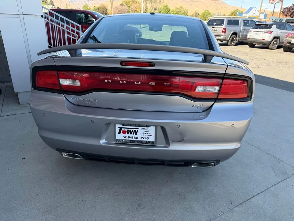2013 Dodge Charger 7th Gen - Image 5 of 7