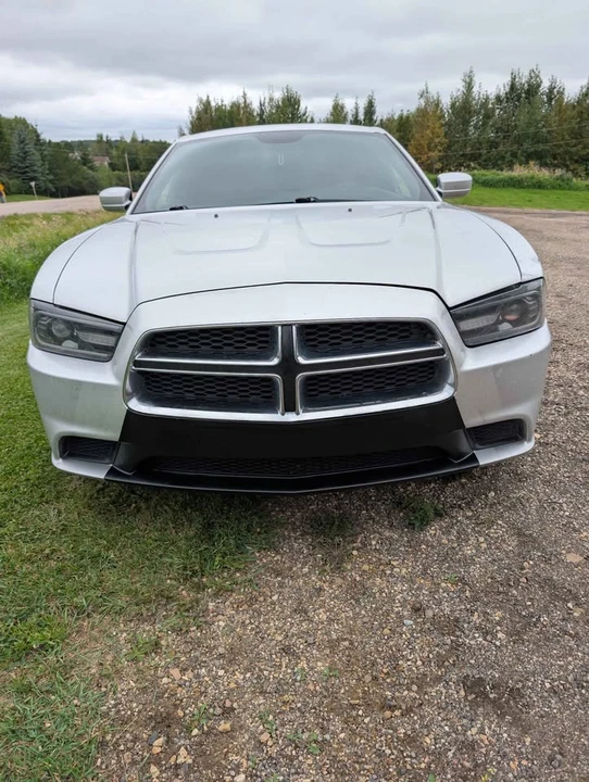 2013 Dodge Charger 7th Gen - Image 3 of 10