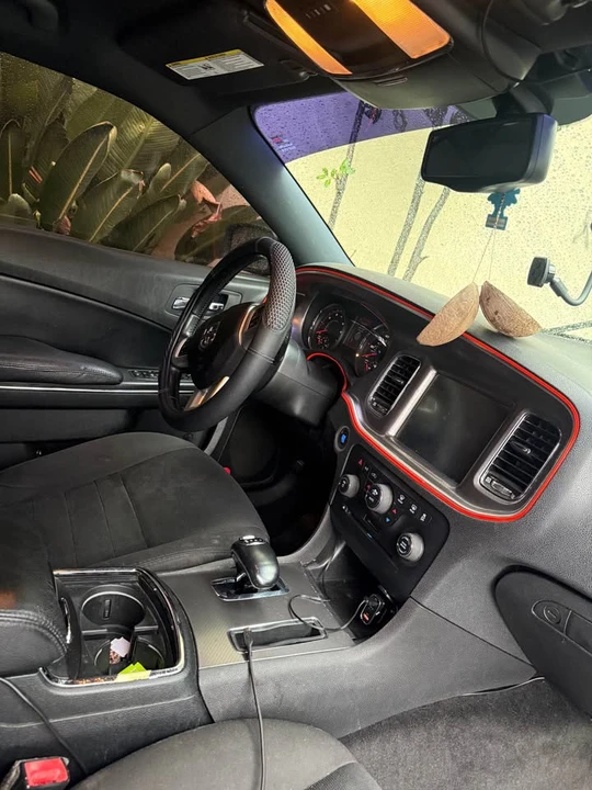 2013 Dodge Charger 7th Gen - Image 7 of 12