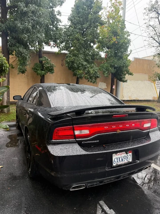 2013 Dodge Charger 7th Gen - Image 2 of 12