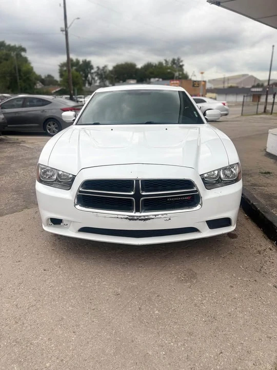 2013 Dodge Charger 7th Gen - Image 3 of 10