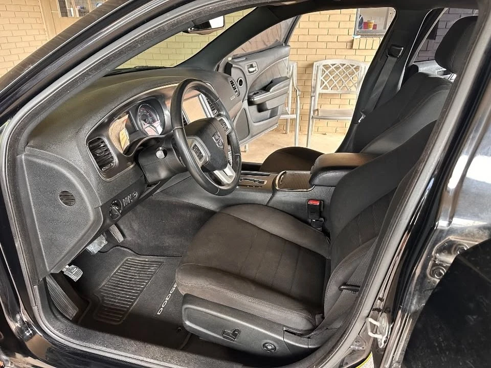 2013 Dodge Charger 7th Gen - Image 17 of 20