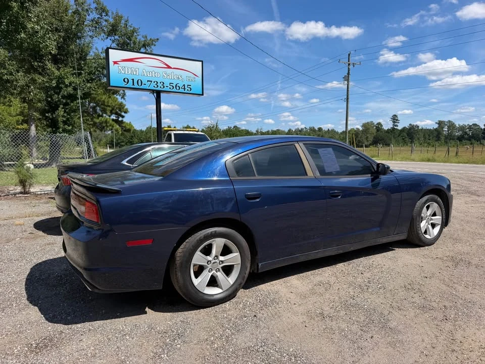 2013 Dodge Charger 7th Gen - Image 4 of 5