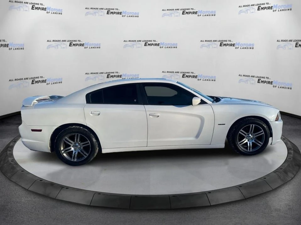 2013 Dodge Charger 7th Gen - Image 6 of 19