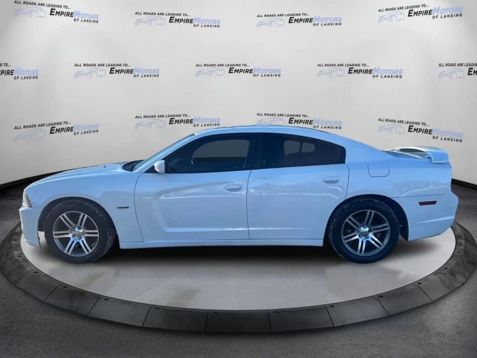 2013 Dodge Charger 7th Gen - Image 4 of 19