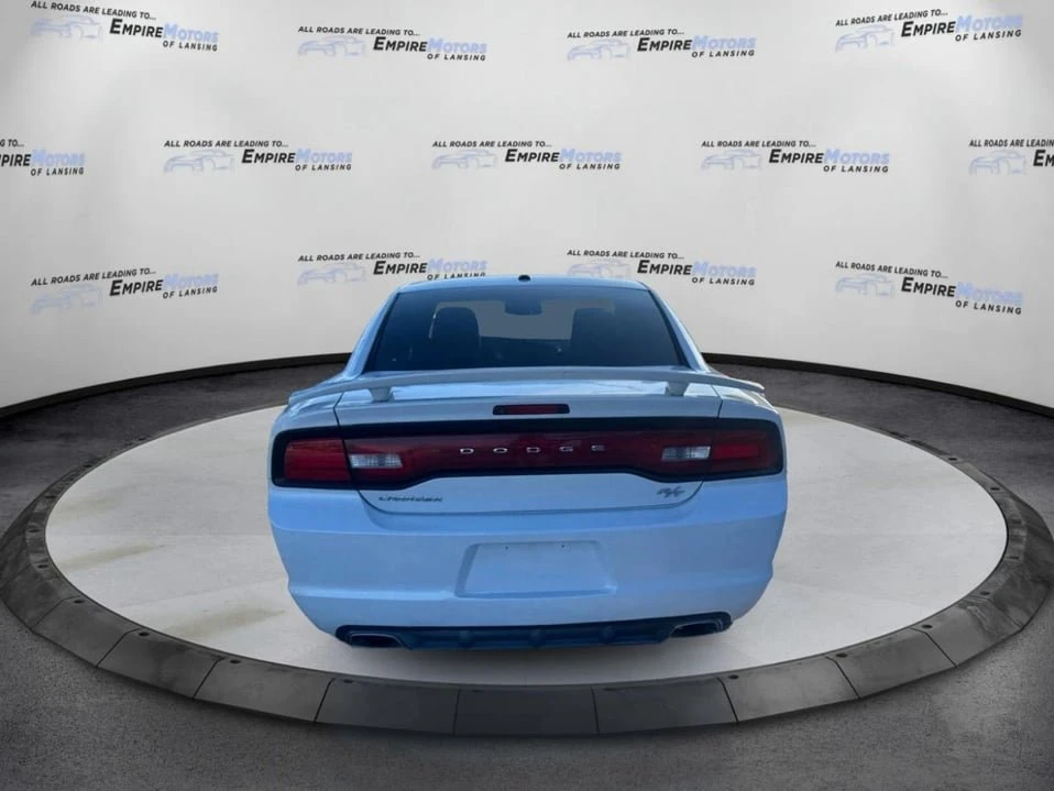 2013 Dodge Charger 7th Gen - Image 8 of 19