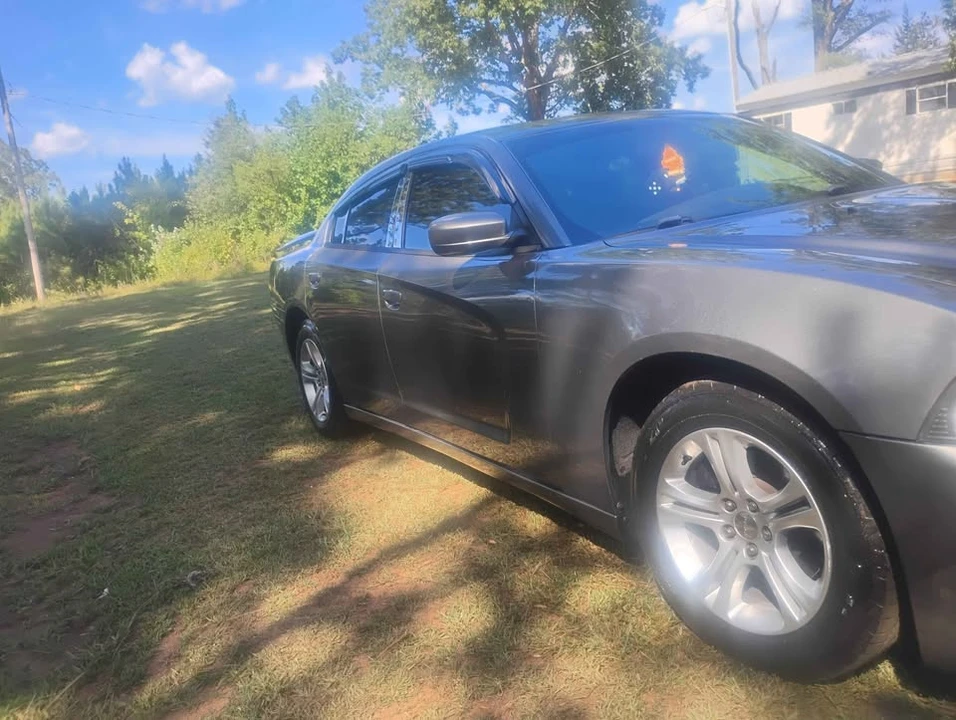 2013 Dodge Charger 7th Gen - Image 3 of 7