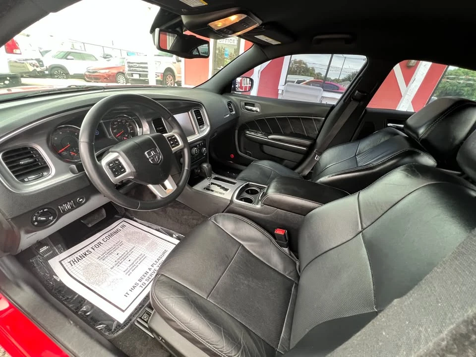 2013 Dodge Charger 7th Gen - Image 12 of 20