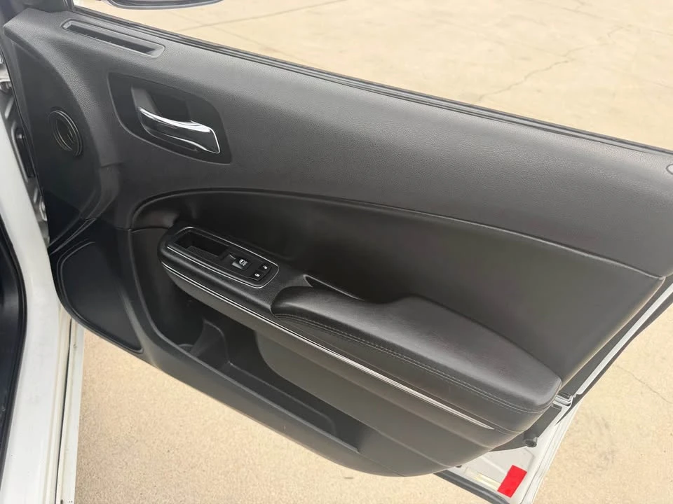 2013 Dodge Charger 7th Gen - Image 15 of 15