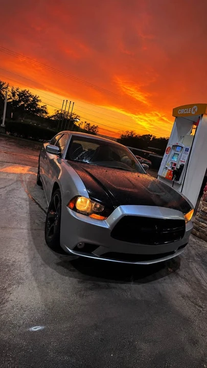 2013 Dodge Charger 7th Gen - Image 2 of 17